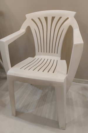 PAPATYA MARKA PLASTİK SANDALYE MODEL 1
