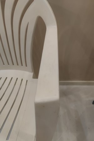 PAPATYA MARKA PLASTİK SANDALYE MODEL 1